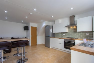6 bed house, Crwys Place, Plasnewydd, Cardiff, CF244NS - Image 3